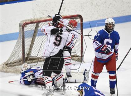 Thumbnail 2 in Glastonbury vs. Greenwich (CIAC D1 Semifinal) photogallery.