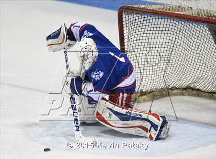 Thumbnail 2 in Glastonbury vs. Greenwich (CIAC D1 Semifinal) photogallery.