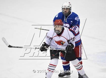 Thumbnail 3 in Glastonbury vs. Greenwich (CIAC D1 Semifinal) photogallery.