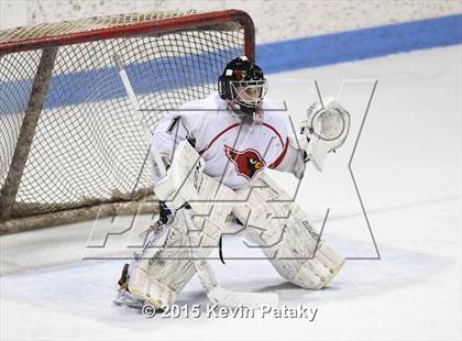 Thumbnail 3 in Glastonbury vs. Greenwich (CIAC D1 Semifinal) photogallery.