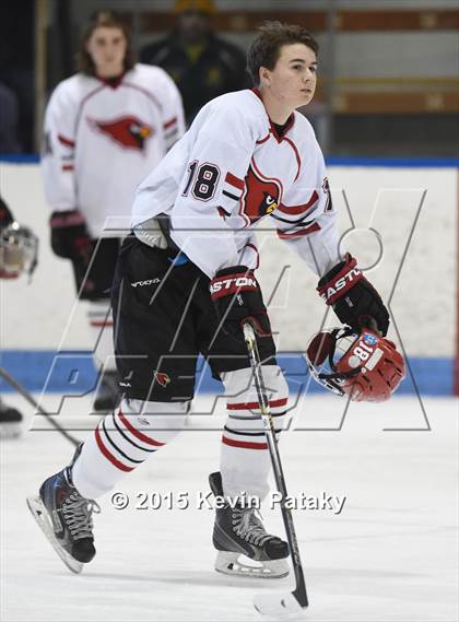 Thumbnail 2 in Glastonbury vs. Greenwich (CIAC D1 Semifinal) photogallery.