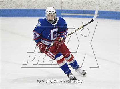 Thumbnail 3 in Glastonbury vs. Greenwich (CIAC D1 Semifinal) photogallery.