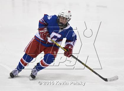 Thumbnail 2 in Glastonbury vs. Greenwich (CIAC D1 Semifinal) photogallery.