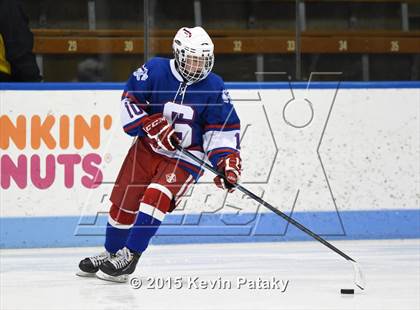 Thumbnail 2 in Glastonbury vs. Greenwich (CIAC D1 Semifinal) photogallery.
