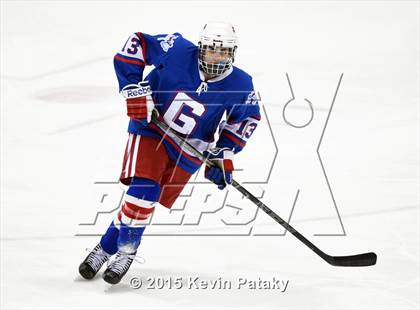 Thumbnail 3 in Glastonbury vs. Greenwich (CIAC D1 Semifinal) photogallery.