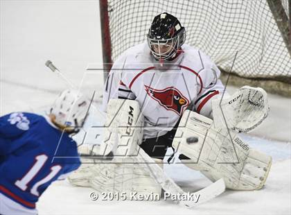 Thumbnail 3 in Glastonbury vs. Greenwich (CIAC D1 Semifinal) photogallery.