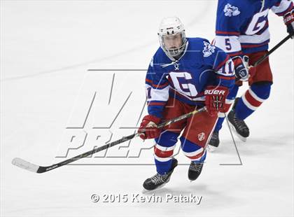 Thumbnail 3 in Glastonbury vs. Greenwich (CIAC D1 Semifinal) photogallery.
