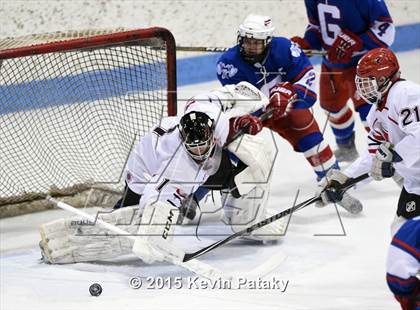 Thumbnail 3 in Glastonbury vs. Greenwich (CIAC D1 Semifinal) photogallery.