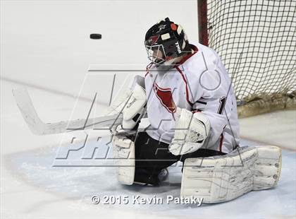 Thumbnail 3 in Glastonbury vs. Greenwich (CIAC D1 Semifinal) photogallery.