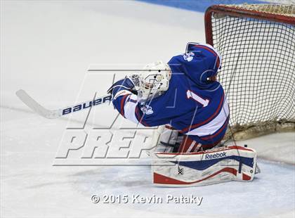 Thumbnail 2 in Glastonbury vs. Greenwich (CIAC D1 Semifinal) photogallery.
