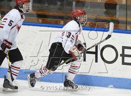 Thumbnail 2 in Glastonbury vs. Greenwich (CIAC D1 Semifinal) photogallery.