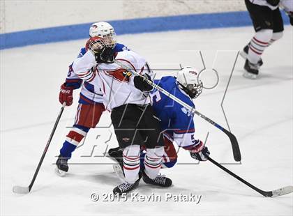 Thumbnail 3 in Glastonbury vs. Greenwich (CIAC D1 Semifinal) photogallery.