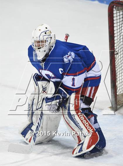 Thumbnail 2 in Glastonbury vs. Greenwich (CIAC D1 Semifinal) photogallery.