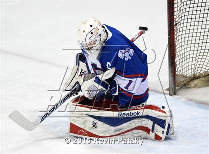 Thumbnail 2 in Glastonbury vs. Greenwich (CIAC D1 Semifinal) photogallery.