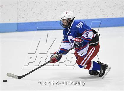 Thumbnail 1 in Glastonbury vs. Greenwich (CIAC D1 Semifinal) photogallery.