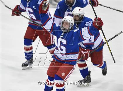 Thumbnail 2 in Glastonbury vs. Greenwich (CIAC D1 Semifinal) photogallery.