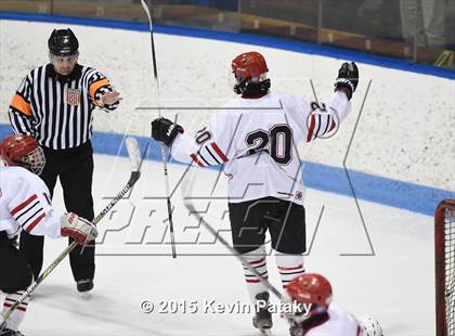 Thumbnail 3 in Glastonbury vs. Greenwich (CIAC D1 Semifinal) photogallery.