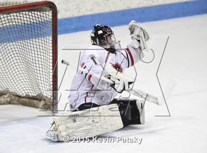 Thumbnail 1 in Glastonbury vs. Greenwich (CIAC D1 Semifinal) photogallery.