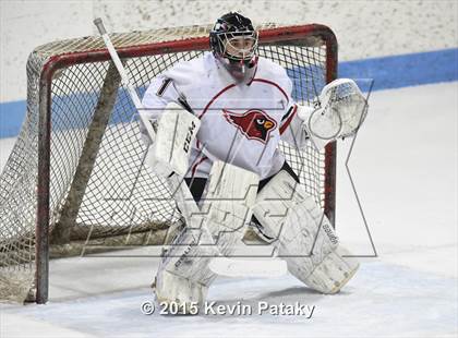 Thumbnail 2 in Glastonbury vs. Greenwich (CIAC D1 Semifinal) photogallery.