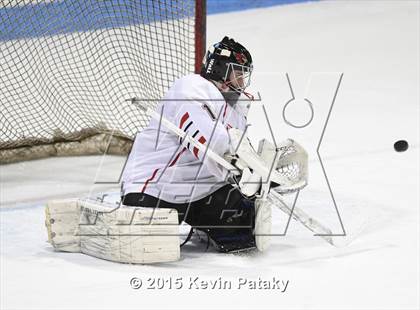 Thumbnail 3 in Glastonbury vs. Greenwich (CIAC D1 Semifinal) photogallery.