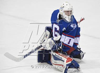 Thumbnail 2 in Glastonbury vs. Greenwich (CIAC D1 Semifinal) photogallery.