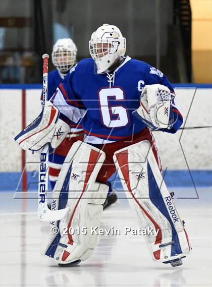 Thumbnail 3 in Glastonbury vs. Greenwich (CIAC D1 Semifinal) photogallery.