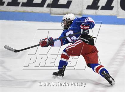 Thumbnail 2 in Glastonbury vs. Greenwich (CIAC D1 Semifinal) photogallery.