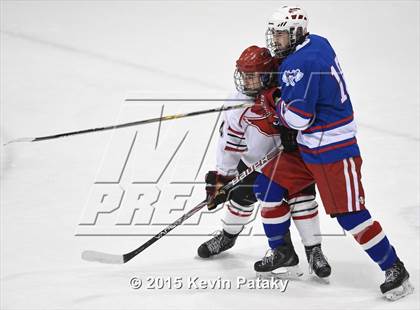Thumbnail 1 in Glastonbury vs. Greenwich (CIAC D1 Semifinal) photogallery.