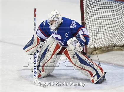 Thumbnail 3 in Glastonbury vs. Greenwich (CIAC D1 Semifinal) photogallery.