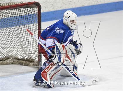Thumbnail 1 in Glastonbury vs. Greenwich (CIAC D1 Semifinal) photogallery.