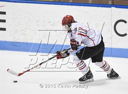 Thumbnail 3 in Glastonbury vs. Greenwich (CIAC D1 Semifinal) photogallery.