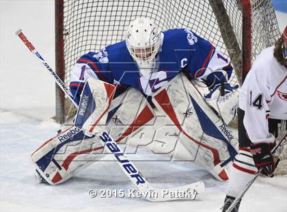 Thumbnail 2 in Glastonbury vs. Greenwich (CIAC D1 Semifinal) photogallery.