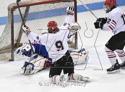 Thumbnail 3 in Glastonbury vs. Greenwich (CIAC D1 Semifinal) photogallery.
