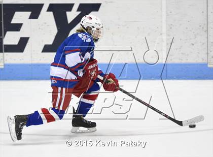 Thumbnail 3 in Glastonbury vs. Greenwich (CIAC D1 Semifinal) photogallery.