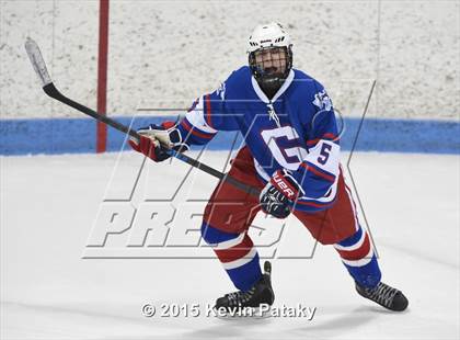 Thumbnail 2 in Glastonbury vs. Greenwich (CIAC D1 Semifinal) photogallery.