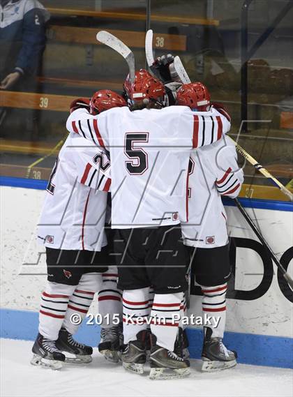 Thumbnail 2 in Glastonbury vs. Greenwich (CIAC D1 Semifinal) photogallery.