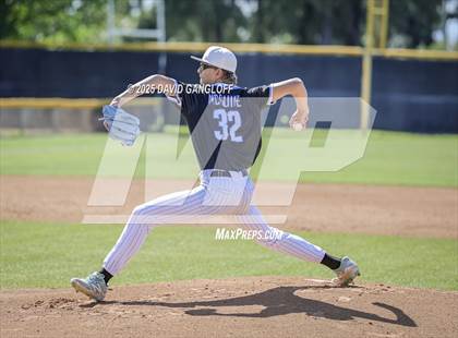 Thumbnail 1 in Santa Margarita @ Villa Park photogallery.