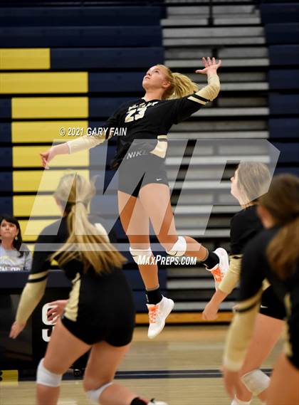 Thumbnail 3 in Bradley Central @ Soddy Daisy photogallery.