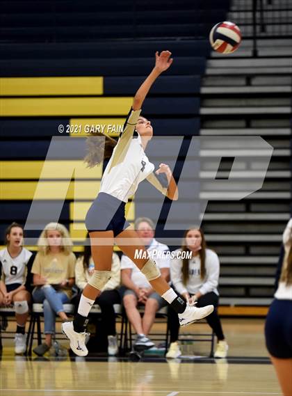 Thumbnail 2 in Bradley Central @ Soddy Daisy photogallery.