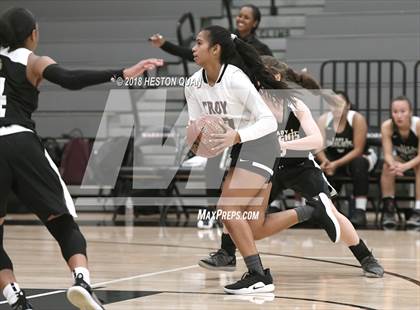 Thumbnail 3 in Bishop Montgomery vs Troy (Troy Classic) photogallery.