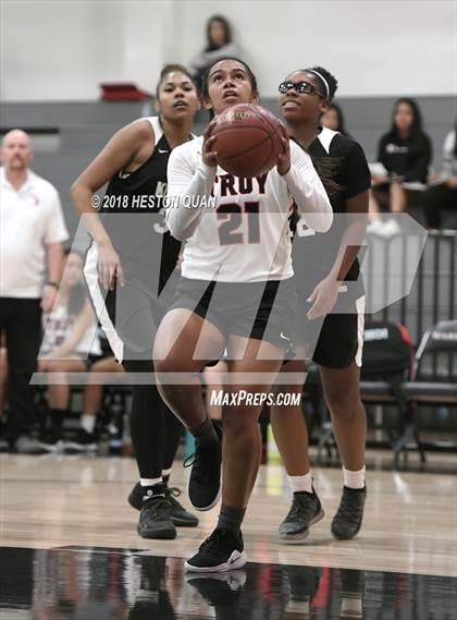 Thumbnail 3 in Bishop Montgomery vs Troy (Troy Classic) photogallery.