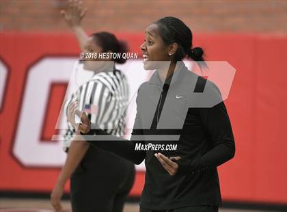 Thumbnail 3 in Bishop Montgomery vs Troy (Troy Classic) photogallery.