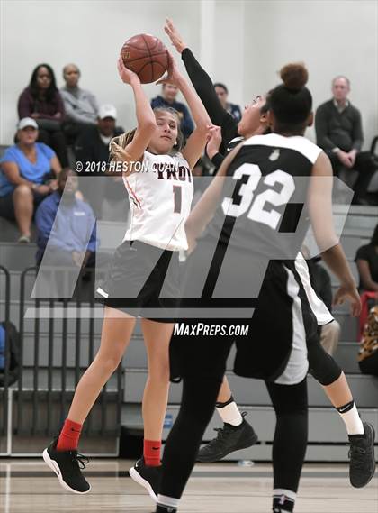 Thumbnail 3 in Bishop Montgomery vs Troy (Troy Classic) photogallery.