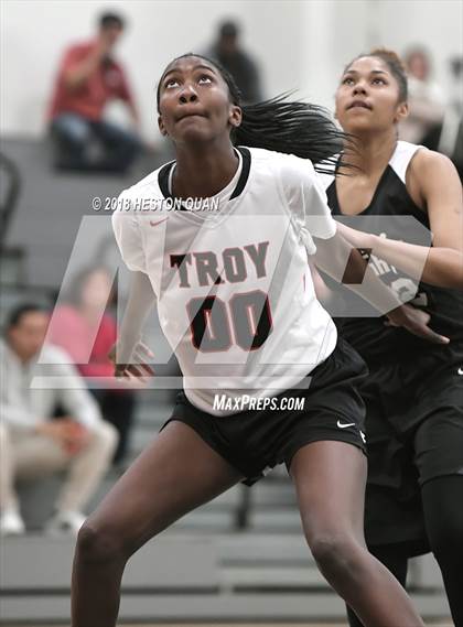 Thumbnail 3 in Bishop Montgomery vs Troy (Troy Classic) photogallery.