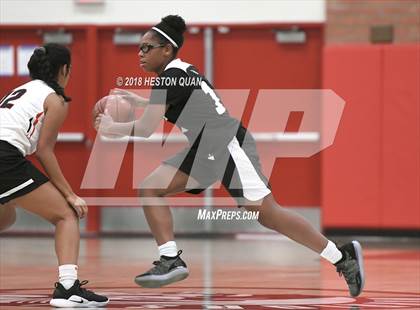 Thumbnail 3 in Bishop Montgomery vs Troy (Troy Classic) photogallery.