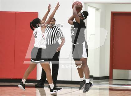 Thumbnail 3 in Bishop Montgomery vs Troy (Troy Classic) photogallery.