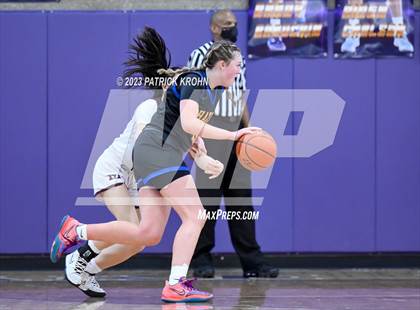 Thumbnail 1 in Hazen vs. Mercer Island photogallery.