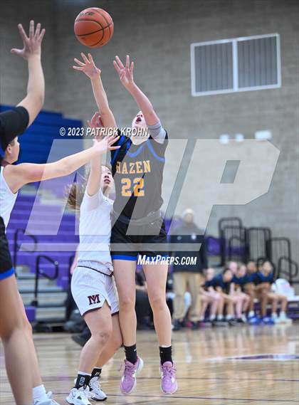 Thumbnail 1 in Hazen vs. Mercer Island photogallery.