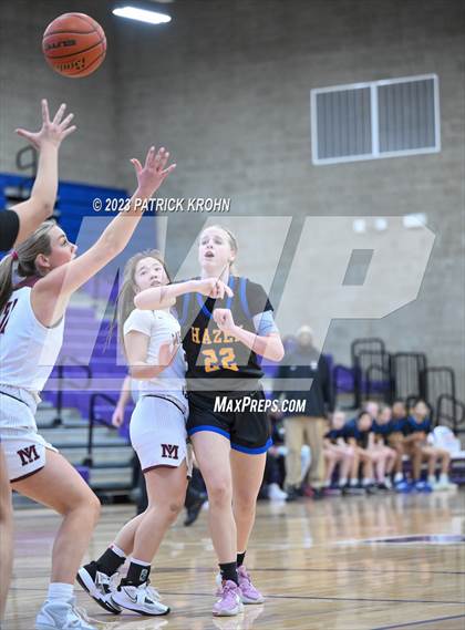 Thumbnail 2 in Hazen vs. Mercer Island photogallery.