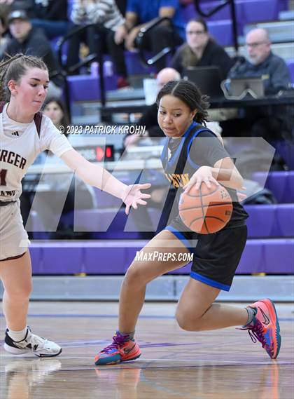 Thumbnail 2 in Hazen vs. Mercer Island photogallery.